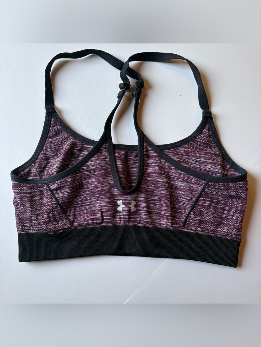 Under Armour Threadborne Seamless Low Pop Sports Bra Purple MD.